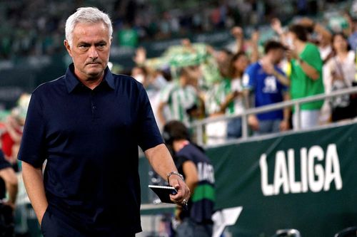 Mourinho cho rằng Betis gặp may. Ảnh: Diario AS