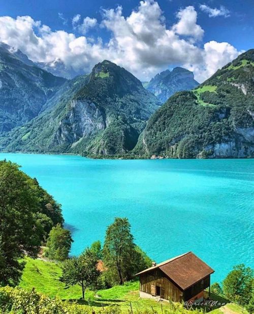 Ảnh: Fb Places to See in Switzerland