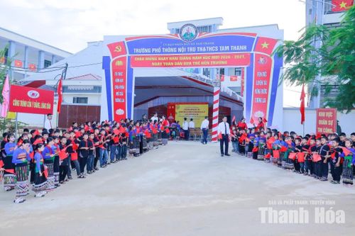 Năm học mới mang dấu ấn đặc biệt khi các Trường Phổ thông Nội trú TH và THCS Sơn Thủy, Bát Mọt, Yên Khương, Na Mèo, Tam Thanh và Tam Lư tổ chức khánh thành, đưa vào sử dụng, tạo thêm điều kiện học tập, sinh hoạt thuận lợi cho học sinh vùng biên.