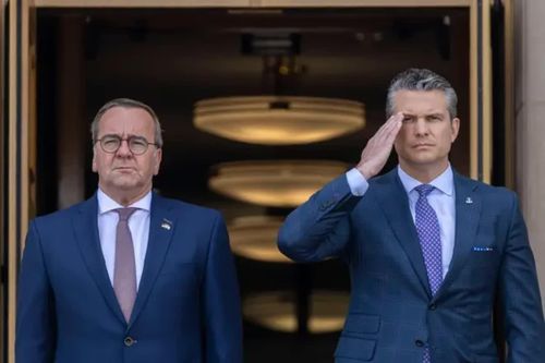 Bộ trưởng Quốc phòng Đức sẽ gặp Bộ trưởng Quốc phòng Mỹ Pete Hegseth tại Washington, một sự thay đổi bất ngờ sau khi ông bị người đứng đầu Lầu Năm Góc từ chối gặp mặt hồi đầu năm nay. Ảnh: LBC.
