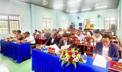  Các đại biểu tham dự kỳ họp. Ảnh: Bá Bính 