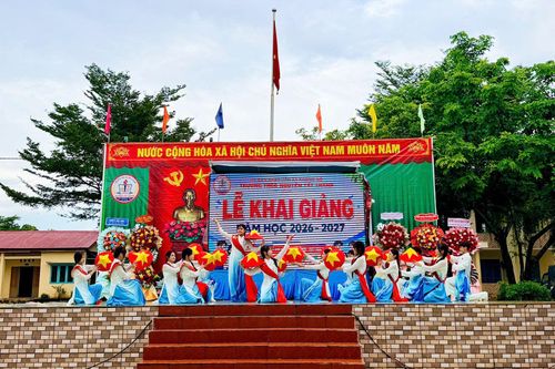 Tiết mục văn nghệ đặc sắc chào mừng năm học mới tại Trường THCS Nguyễn Tất Thành