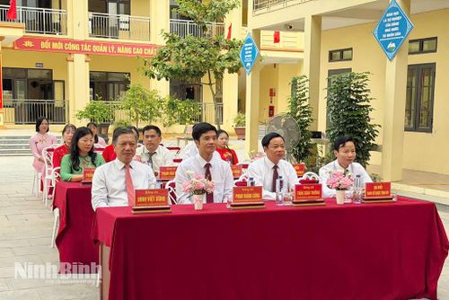 Các đại biểu dự Lễ khai giảng. Ảnh: Minh Phạm