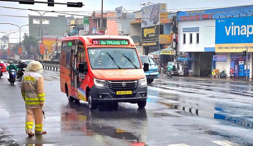 Một tuyến buýt không trợ giá của Đà Nẵng.