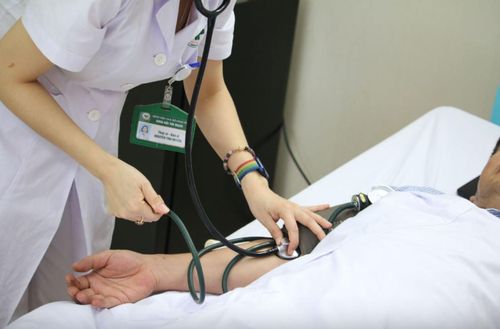 Huyết áp cao âm thầm tàn phá chức năng thận (Ảnh: SKĐS)
