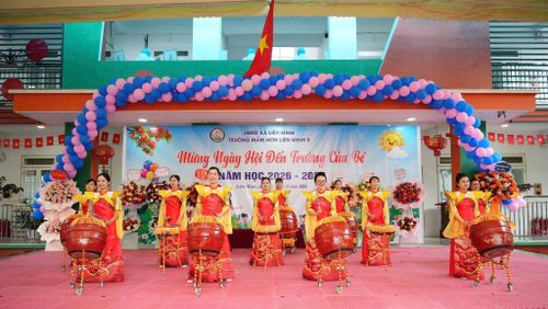 Không khí khai giảng tưng bừng tại Trường Mầm non Liên Minh B. Ảnh: Kiều Thoan Thu