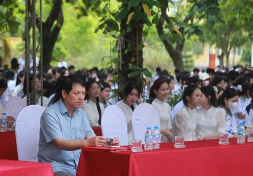 Theo thầy Hà Văn Hải, Hiệu trưởng Trường THPT Mỹ Tho, năm học 2026-2027, nhà trường có 34 lớp với 1.485 học sinh.