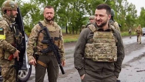 Ông nhấn mạnh những nỗ lực ngoại giao của Ukraine sẽ mạnh mẽ và hiệu quả không kém mặt trận quân sự.