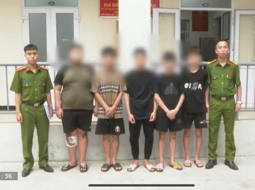 Công an phường Hai Bà Trưng thực hiện nhiều biện pháp phòng ngừa thanh thiếu niên hư trên địa bàn.