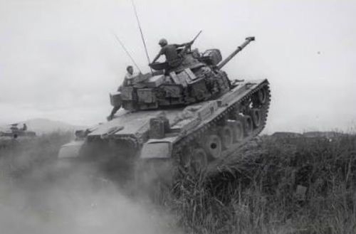 Gần 12.000 chiếc được chế tạo trong giai đoạn 1952-1961. Dù những phiên bản đầu vẫn gặp vấn đề về động cơ, truyền động và hệ thống treo, M48 đã đặt nền móng cho một gia đình xe tăng Mỹ phục vụ trong nhiều thập niên.