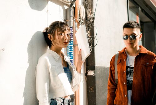 Một người bước vào mối quan hệ nhưng không thực sự nghĩ đến tương lai lâu dài với đối phương, mà chỉ đang chờ mối "tốt hơn". Ảnh: Lê Minh/Pexels.