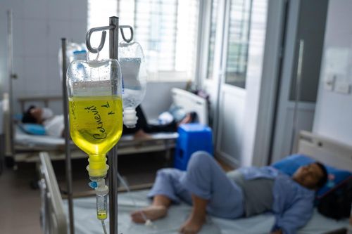 Không phải mọi cơn đau hay thay đổi cơ thể đều là ung thư, nhưng nếu kéo dài và không rõ nguyên nhân, người trẻ không nên tiếp tục chủ quan. Ảnh: Đinh Hà.