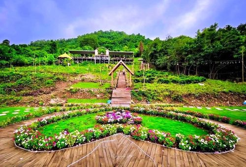 Không gian Tiệm cà phê Lưng Chừng