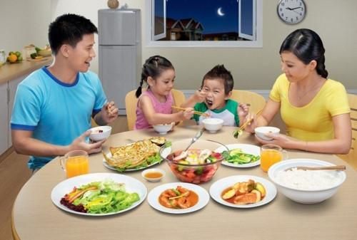 Chiếc muỗng hòa nhập vào cộng đồng văn hóa người trong vai trò sinh tồn, yêu thương và kết nối. Ảnh: Tư liệu