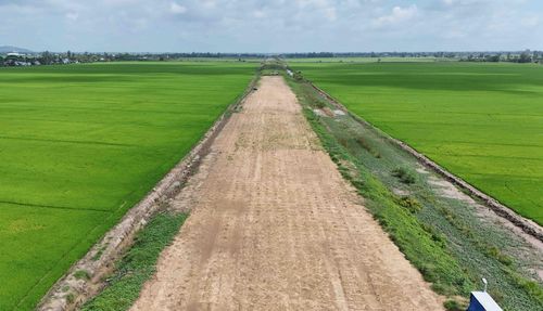 Các dự án thành phần đang thiếu đá cần phải bổ sung cho kịp tiến độ.