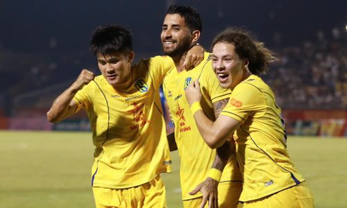 Sông Lam Nghệ An giành chiến thắng 1-0 trước Bắc Ninh. (Ảnh: VPF)
