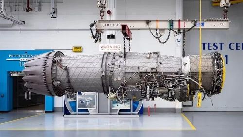 Cột mốc này diễn ra ngay trước khi những chiếc F-35A đầu tiên của Phần Lan dự kiến về nước. Theo kế hoạch, máy bay sẽ được triển khai tại Căn cứ Không quân Lapland ở Rovaniemi vào mùa thu năm 2026.