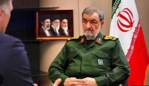 Cố vấn của Lãnh tụ Tối cao Iran Mohsen Rezaee ngày 6/9 cho biết Tehran sẽ công bố một vùng cấm ở bên ngoài eo biển Hormuz trong những ngày tới. Khu vực này được mô tả bắt đầu từ tuyến phong tỏa do hải quân Mỹ thiết lập và mở rộng tới một số khu vực thuộc vịnh Ba Tư.