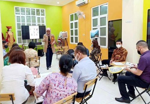 Các khóa học tiếng Indonesia được tổ chức tại Đại sứ quán Indonesia tại Việt Nam