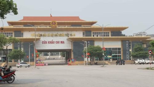 Hạ tầng khu vực cửa khẩu Chi Ma, tỉnh Lạng Sơn. (Ảnh: TTXVN)