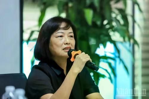Phó Giáo sư, Tiến sĩ Nghiêm Thị Thà, Phó Chủ tịch kiêm Tổng thư ký Hiệp hội Tư vấn Tài chính Việt Nam (VFCA) chia sẻ về ESG và bất động sản. (Ảnh: Cộng tác viên)