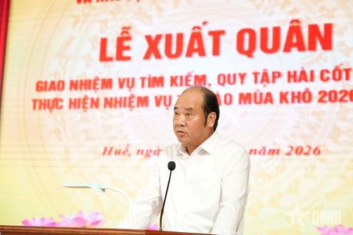 Đồng chí Nguyễn Văn Mạnh, Phó chủ tịch UBND thành phố, Trưởng ban Chỉ đạo 515 TP Huế phát biểu giao nhiệm vụ. 