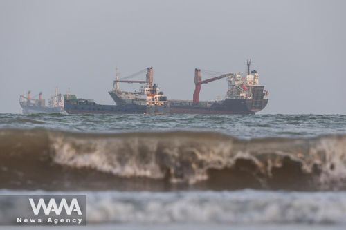 Tàu thuyền qua eo biển Hormuz. Ảnh: Majid Asgaripour/WANA