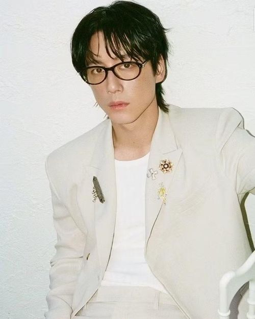 Năm 2025, Sakaguchi Kentaro góp mặt trong MV Dream cùng ca sĩ Lisa. Họ vào vai hai người yêu nhau, đau đớn vì sinh ly tử biệt. Có thể nói, tên tuổi của Sakaguchi Kentaro không chỉ có sức ảnh hưởng mạnh mẽ tại Nhật Bản mà còn được khán giả khắp châu Á yêu thích.