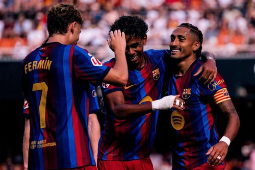 Bộ ba Fermin - Yamal - Raphinha bùng nổ. Ảnh: FCB