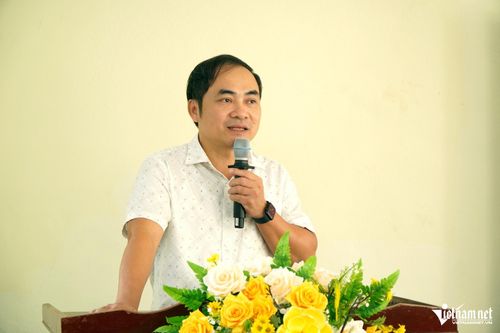 Ông Lê Lâm, Hiệu trưởng Trường Dự bị Đại học Dân tộc Sầm Sơn cảm ơn các cơ quan quản lý đã quan tâm, ưu tiên đầu tư nâng cấp cơ sở vật chất của nhà trường
