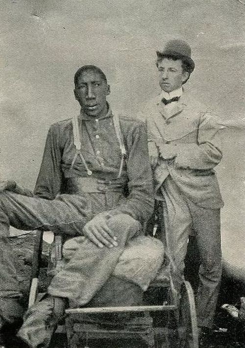John Rogan và Lackey. Ảnh: utterlyinteresting