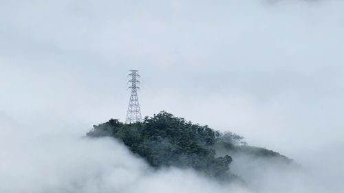 Ngoài thực hiện công tác lập quy hoạch chi tiết, tỉnh Quảng Ngãi cũng sẵn sàng cho phương án di dời hệ thống đường dây 500kV nằm trong vùng quy hoạch.