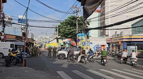 Hiện trường vụ cháy được phong tỏa phục vụ công tác điều tra.