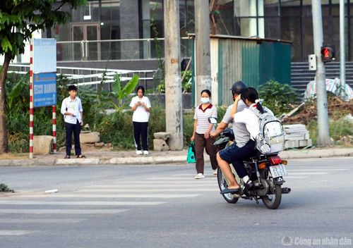 Hình ảnh vi phạm được CSGT ghi lại.