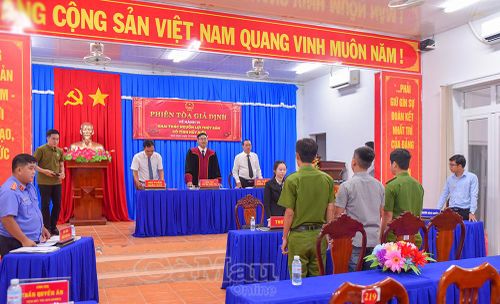 Phiên toà giả định là mô hình được Chi đoàn Viện Kiểm sát nhân dân tỉnh Cà Mau duy trì để tuyên truyền, phổ biến pháp luật.