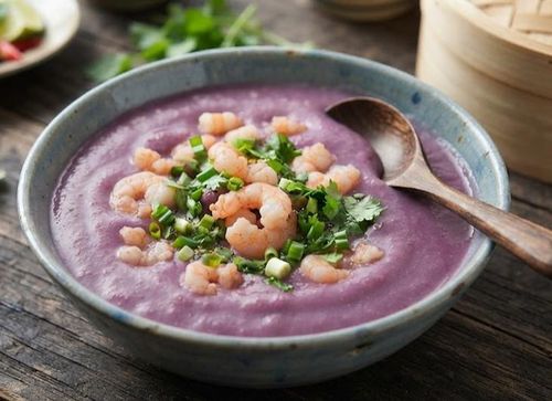 Canh khoai mỡ tím nấu tôm.