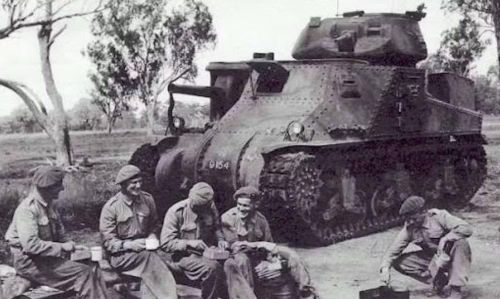 Đó chính là hướng phát triển của M4 Sherman. T6, nguyên mẫu của Sherman, sử dụng nhiều thành phần từ M3 nhưng đưa pháo chính lên tháp pháo xoay 360 độ. Kinh nghiệm chiến trường của M3 vì vậy đã góp phần định hình thế hệ xe tăng Mỹ tiếp theo.