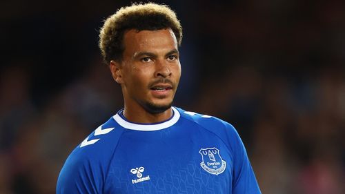  Câu chuyện của Dele Alli cho thấy không phải mọi sự nghiệp sa sút đều có thể giải thích bằng lối sống; đằng sau cú rơi của cựu sao Tottenham là những tổn thương cá nhân mà công chúng chỉ biết nhiều năm sau đó. 