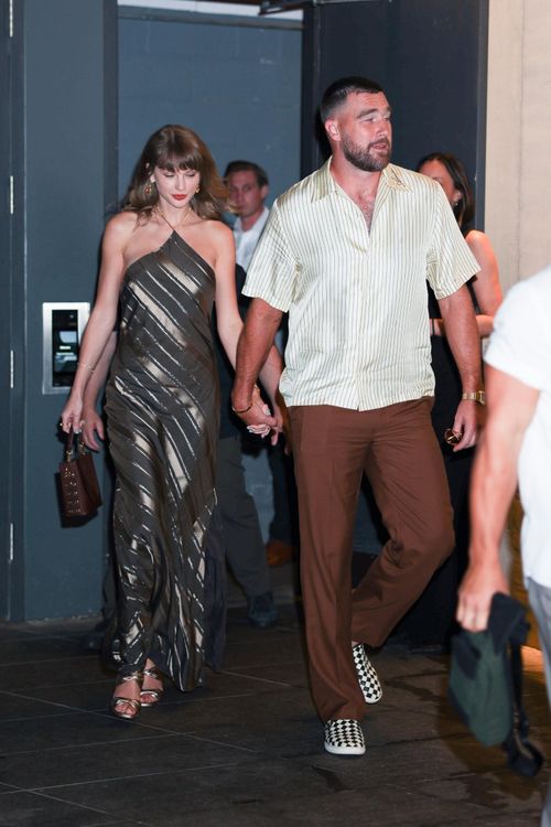 Taylor Swift và Travis Kelce đang làm quen với cuộc sống hôn nhân. Ảnh: BACKGRID.
