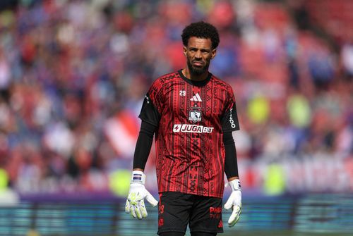 Vozinha góp mặt trong danh sách đề cử cùng Courtois, Martinez, Bounou, Raya và nhiều thủ môn hàng đầu thế giới.