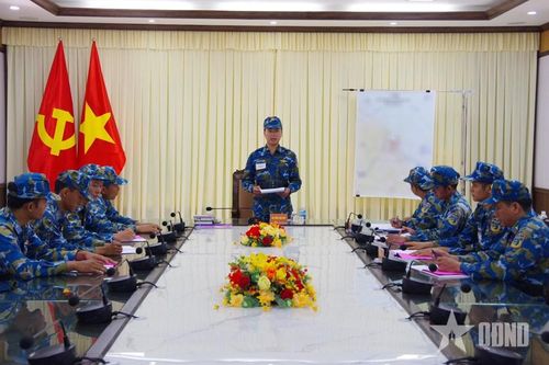 Hội nghị chi bộ thông qua kế hoạch chiến đấu và ra nghị quyết lãnh đạo thực hiện nhiệm vụ chiến đấu.