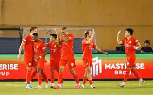 Các cầu thủ Công an Hà Nội FC sẽ phải thi đấu trên nhiều mặt trận ở mùa giải 2026-2027. Ảnh: NHƯ Ý