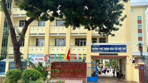 Trường Phổ thông Dân tộc nội trú tỉnh (phường Hàm Thắng).