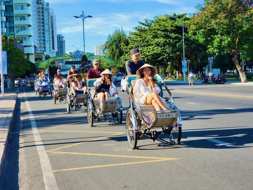 Yếu tố chính tạo nên sức hút lớn này gồm việc duy trì và mở rộng đường bay trực tiếp, cùng khả năng thanh toán thuận tiện cho du khách. Ảnh: VietOne Travel