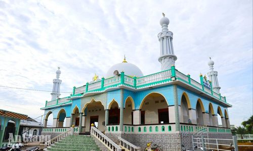 Thánh đường là nơi cộng đồng Chăm Islam trên địa bàn tỉnh An Giang thực hành các nghi lễ tôn giáo và gắn kết cộng đồng.
