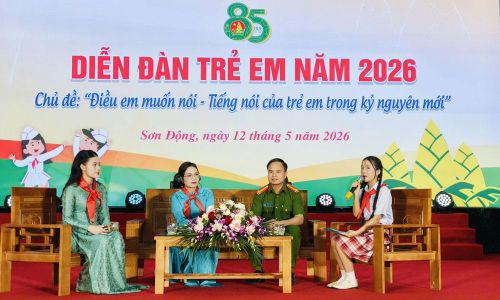  Hội đồng Đội xã Sơn Động tổ chức các hoạt động lắng nghe tâm tư, nguyện vọng của trẻ em. 