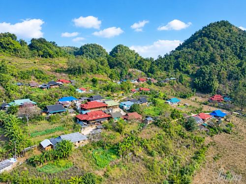 Một góc bản Huổi Lèng.