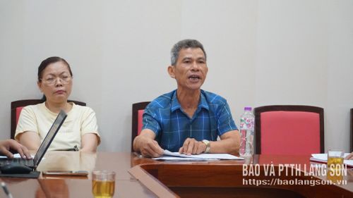 Gia đình ông Nông Quang Trung nêu ý kiến tại buổi đối thoại