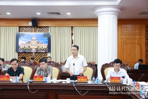 Lãnh đạo phường Tam Thanh báo cáo kết quả thực hiện các nhiệm vụ được giao tại các thông báo kết luận của đồng chí Bí thư Tỉnh ủy