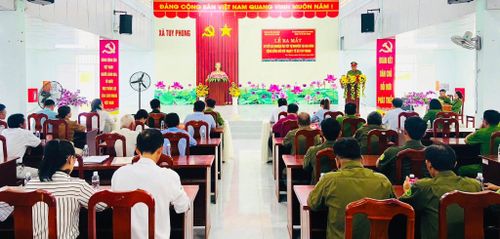 Xã Tuy Phong ra mắt mô hình cai nghiện ma túy tại gia đình